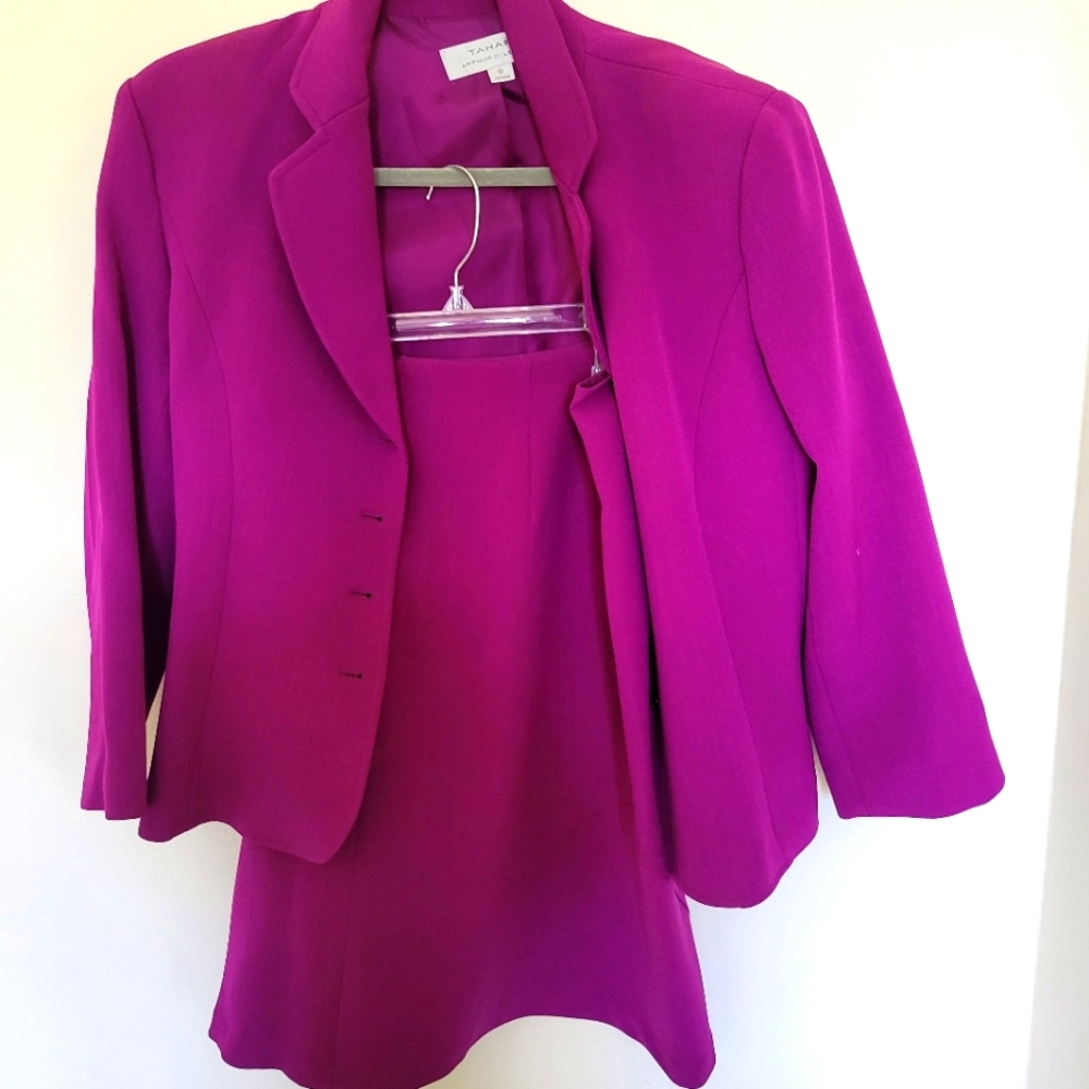 Tahari Career Skirt Suit, size 10, dark fuschia